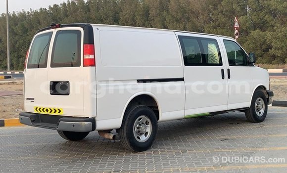 Sayi Imported Chevrolet Express White Mota in Import - Dubai a Ashanti Sayi Imported Chevrolet Express White Mota in Import - Dubai a Ashanti