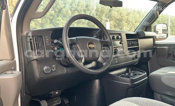 Sayi Imported Chevrolet Express White Mota in Import - Dubai a Ashanti Sayi Imported Chevrolet Express White Mota in Import - Dubai a Ashanti