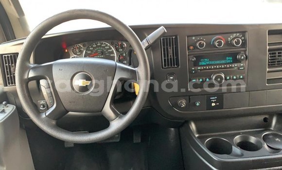 Sayi Imported Chevrolet Express White Mota in Import - Dubai a Ashanti Sayi Imported Chevrolet Express White Mota in Import - Dubai a Ashanti