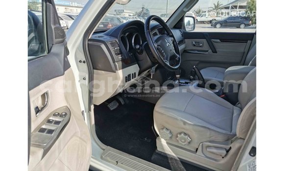 Ra Imported Mitsubishi Pajero funfun Ọkọ̀ in Import - Dubai ni Ashanti Ra Imported Mitsubishi Pajero funfun Ọkọ̀ in Import - Dubai ni Ashanti