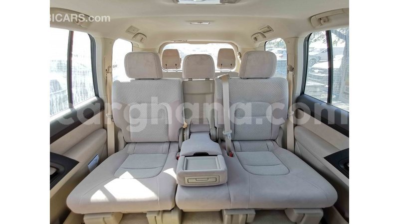 Big with watermark toyota land cruiser ashanti import dubai 32422