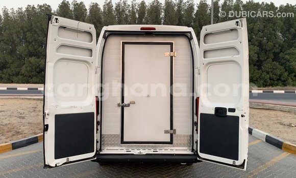 Ra Imported Peugeot 201 funfun Ọkọ̀ in Import - Dubai ni Ashanti Ra Imported Peugeot 201 funfun Ọkọ̀ in Import - Dubai ni Ashanti