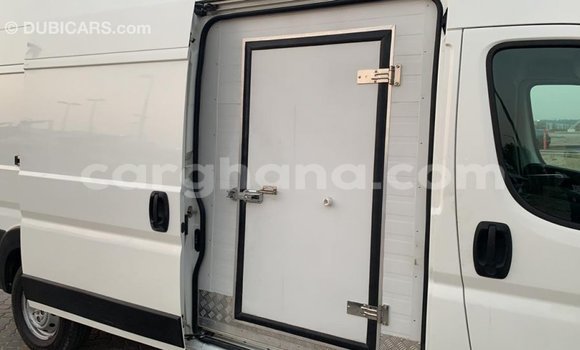 Ra Imported Peugeot 201 funfun Ọkọ̀ in Import - Dubai ni Ashanti Ra Imported Peugeot 201 funfun Ọkọ̀ in Import - Dubai ni Ashanti