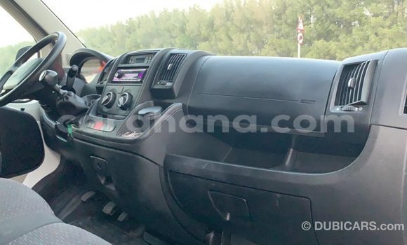 Ra Imported Peugeot 201 funfun Ọkọ̀ in Import - Dubai ni Ashanti Ra Imported Peugeot 201 funfun Ọkọ̀ in Import - Dubai ni Ashanti