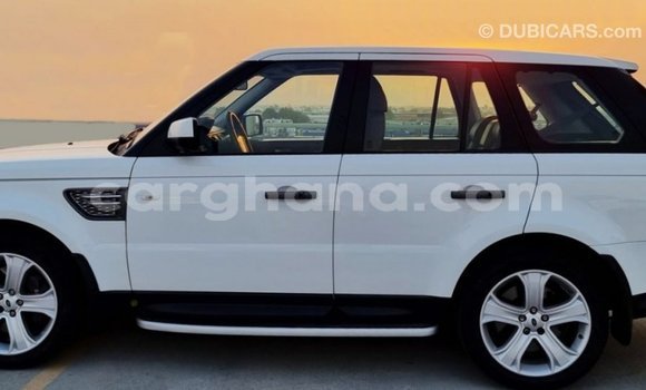 Sayi Imported Land Rover Range Rover White Mota in Import - Dubai a Ashanti Sayi Imported Land Rover Range Rover White Mota in Import - Dubai a Ashanti