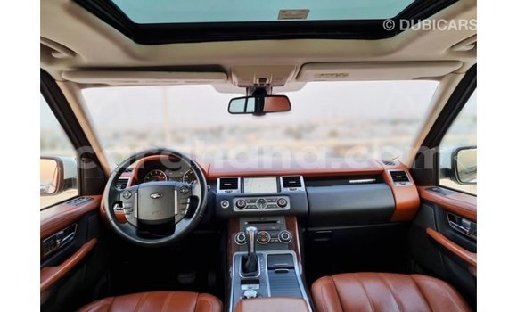 Sayi Imported Land Rover Range Rover White Mota in Import - Dubai a Ashanti Sayi Imported Land Rover Range Rover White Mota in Import - Dubai a Ashanti