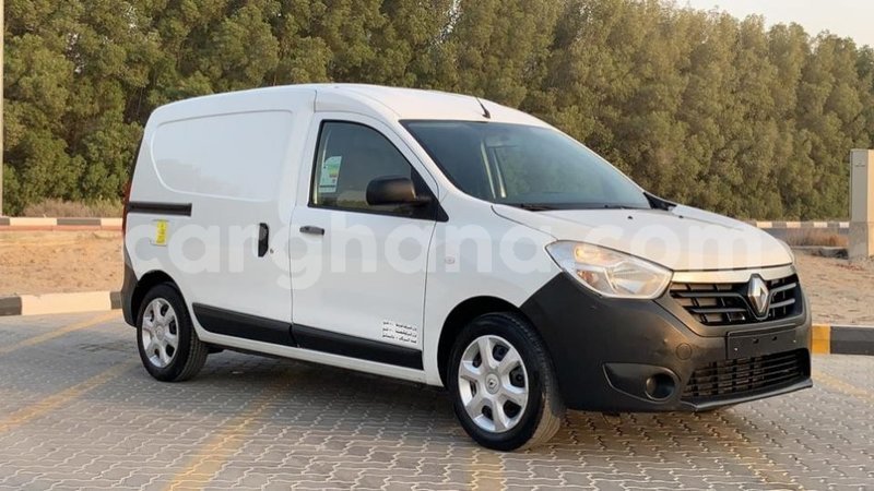 Big with watermark renault 4 ashanti import dubai 32460