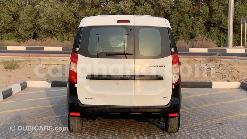 Big with watermark renault 4 ashanti import dubai 32460