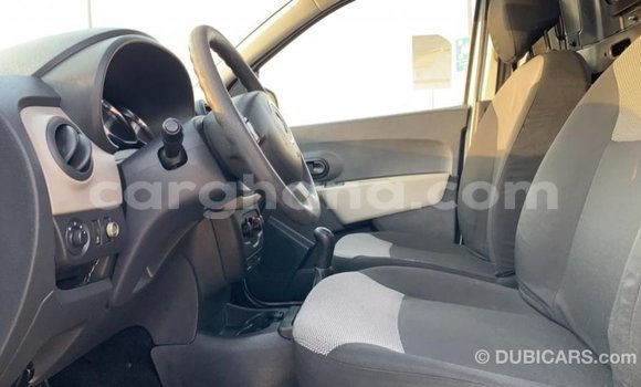 Ra Imported Renault 4 funfun Ọkọ̀ in Import - Dubai ni Ashanti Ra Imported Renault 4 funfun Ọkọ̀ in Import - Dubai ni Ashanti