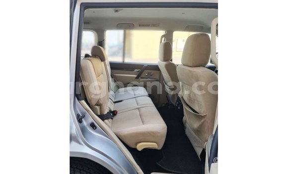 Ra Imported Mitsubishi Pajero Miiran Ọkọ̀ in Import - Dubai ni Ashanti Ra Imported Mitsubishi Pajero Miiran Ọkọ̀ in Import - Dubai ni Ashanti