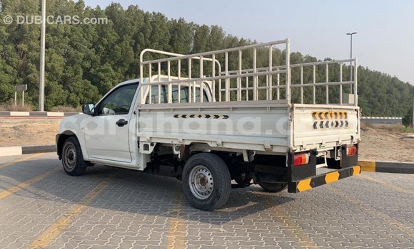 Sayi Imported Isuzu Rodeo White Mota in Import - Dubai a Ashanti Sayi Imported Isuzu Rodeo White Mota in Import - Dubai a Ashanti
