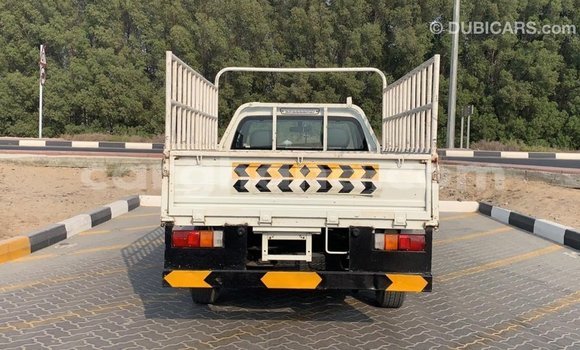 Sayi Imported Isuzu Rodeo White Mota in Import - Dubai a Ashanti Sayi Imported Isuzu Rodeo White Mota in Import - Dubai a Ashanti