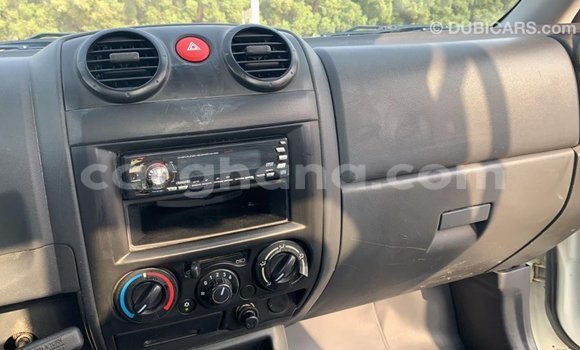 Sayi Imported Isuzu Rodeo White Mota in Import - Dubai a Ashanti Sayi Imported Isuzu Rodeo White Mota in Import - Dubai a Ashanti