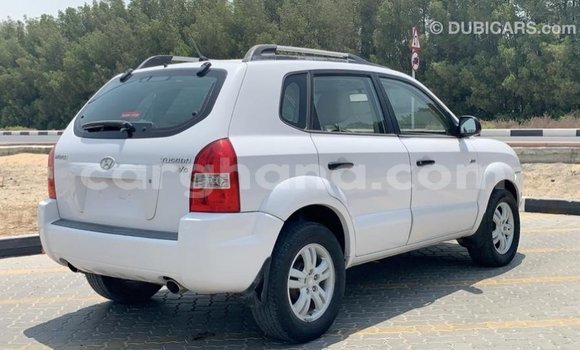 Ra Imported Hyundai Tucson funfun Ọkọ̀ in Import - Dubai ni Ashanti Ra Imported Hyundai Tucson funfun Ọkọ̀ in Import - Dubai ni Ashanti