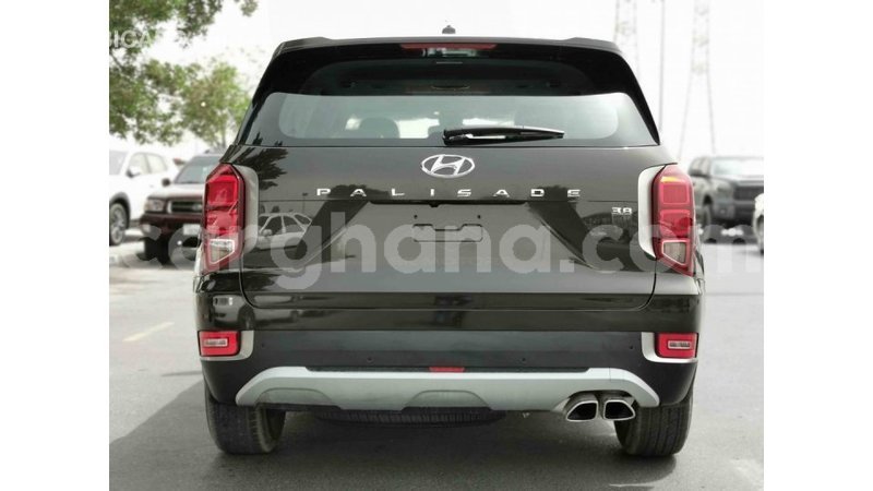 Big with watermark hyundai accent ashanti import dubai 32472