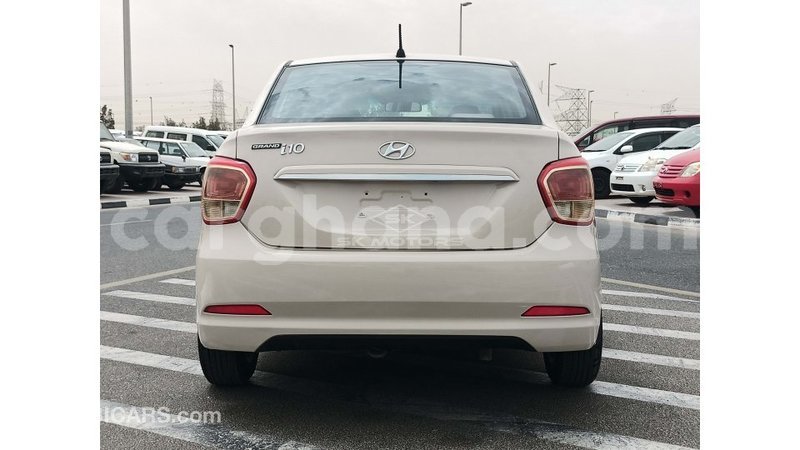 Big with watermark hyundai i10 ashanti import dubai 32492