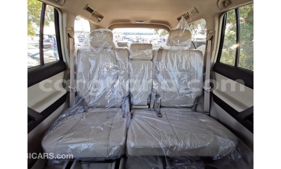 Sayi Imported Toyota Prado White Mota in Import - Dubai a Ashanti Sayi Imported Toyota Prado White Mota in Import - Dubai a Ashanti