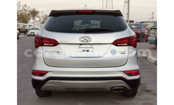 Buy Import Hyundai Santa Fe Other Car in Import - Dubai in Ashanti Buy Import Hyundai Santa Fe Other Car in Import - Dubai in Ashanti