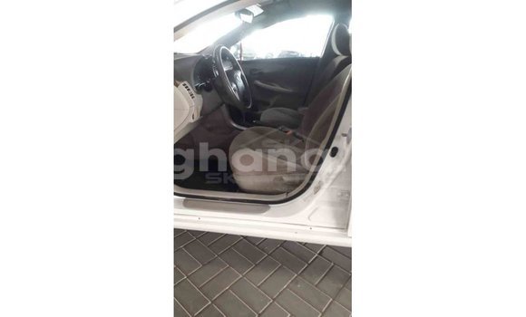 Ra Imported Toyota Corolla funfun Ọkọ̀ in Import - Dubai ni Ashanti Ra Imported Toyota Corolla funfun Ọkọ̀ in Import - Dubai ni Ashanti