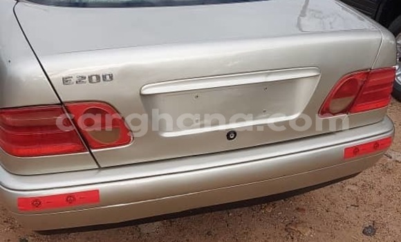Buy Used Mercedes-Benz E200 Brown Car in Tema in Greater Accra Buy Used Mercedes-Benz E200 Brown Car in Tema in Greater Accra