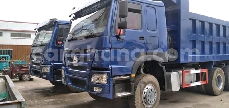 Big with watermark howo sinotruck greater accra accra 32622
