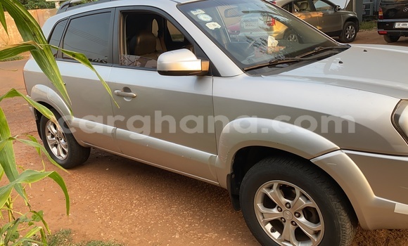 Buy Used Hyundai Tucson Silver Car in Accra in Greater Accra Buy Used Hyundai Tucson Silver Car in Accra in Greater Accra