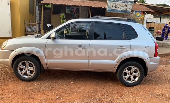 Buy Used Hyundai Tucson Silver Car in Accra in Greater Accra Buy Used Hyundai Tucson Silver Car in Accra in Greater Accra