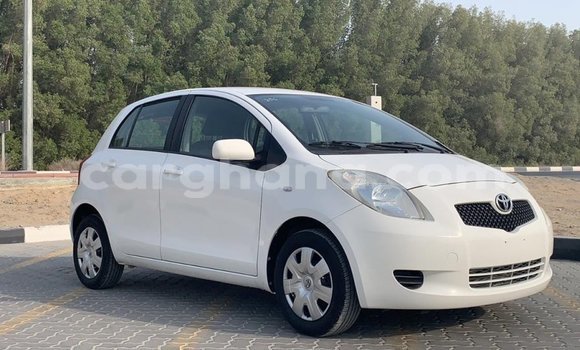 Ra Imported Toyota Yaris funfun Ọkọ̀ in Import - Dubai ni Ashanti Ra Imported Toyota Yaris funfun Ọkọ̀ in Import - Dubai ni Ashanti