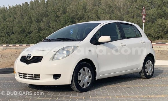 Ra Imported Toyota Yaris funfun Ọkọ̀ in Import - Dubai ni Ashanti Ra Imported Toyota Yaris funfun Ọkọ̀ in Import - Dubai ni Ashanti