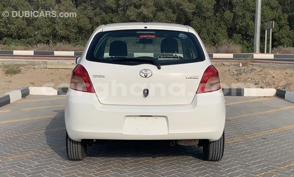 Ra Imported Toyota Yaris funfun Ọkọ̀ in Import - Dubai ni Ashanti Ra Imported Toyota Yaris funfun Ọkọ̀ in Import - Dubai ni Ashanti