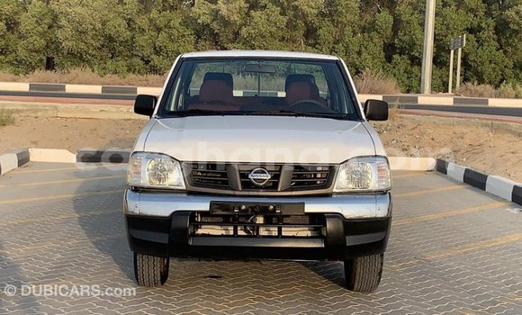 Ra Imported Nissan Pickup funfun Ọkọ̀ in Import - Dubai ni Ashanti Ra Imported Nissan Pickup funfun Ọkọ̀ in Import - Dubai ni Ashanti