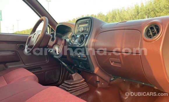 Ra Imported Nissan Pickup funfun Ọkọ̀ in Import - Dubai ni Ashanti Ra Imported Nissan Pickup funfun Ọkọ̀ in Import - Dubai ni Ashanti