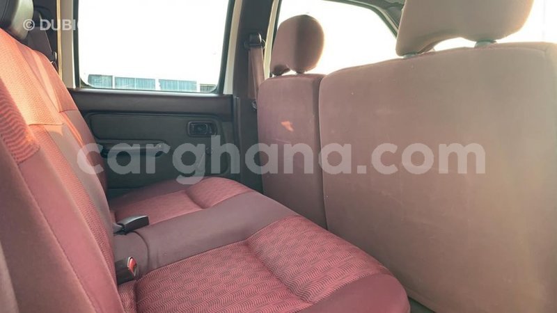 Big with watermark nissan pickup ashanti import dubai 32686