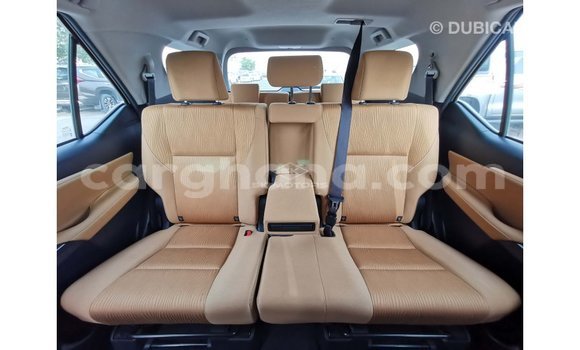Ra Imported Toyota Fortuner funfun Ọkọ̀ in Import - Dubai ni Ashanti Ra Imported Toyota Fortuner funfun Ọkọ̀ in Import - Dubai ni Ashanti