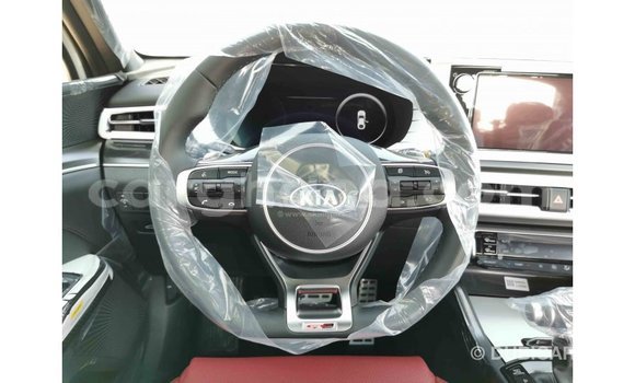 Sayi Imported Kia K5 White Mota in Import - Dubai a Ashanti Sayi Imported Kia K5 White Mota in Import - Dubai a Ashanti