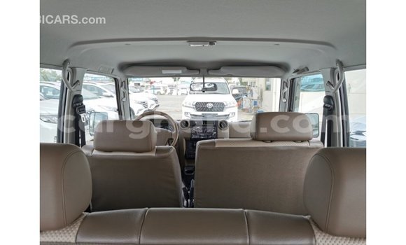Sayi Imported Toyota Land Cruiser Sauran Mota in Import - Dubai a Ashanti Sayi Imported Toyota Land Cruiser Sauran Mota in Import - Dubai a Ashanti