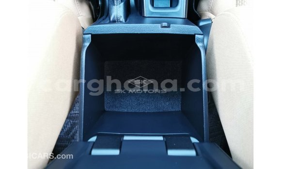 Ra Imported Toyota Fortuner funfun Ọkọ̀ in Import - Dubai ni Ashanti Ra Imported Toyota Fortuner funfun Ọkọ̀ in Import - Dubai ni Ashanti