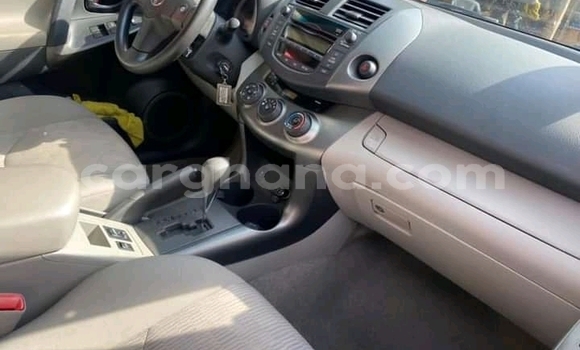 Buy Used Toyota RAV4 Black Car in Tema in Greater Accra Buy Used Toyota RAV4 Black Car in Tema in Greater Accra