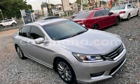 Ra Àlòkù Honda Accord Miiran Ọkọ̀ in Accra ni Greater Accra Ra Àlòkù Honda Accord Miiran Ọkọ̀ in Accra ni Greater Accra