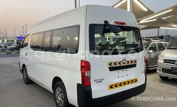 Ra Imported Nissan Urvan funfun Ọkọ̀ in Import - Dubai ni Ashanti Ra Imported Nissan Urvan funfun Ọkọ̀ in Import - Dubai ni Ashanti