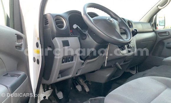 Ra Imported Nissan Urvan funfun Ọkọ̀ in Import - Dubai ni Ashanti Ra Imported Nissan Urvan funfun Ọkọ̀ in Import - Dubai ni Ashanti