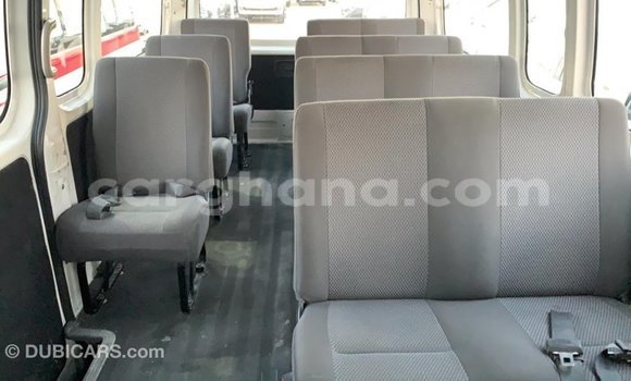 Ra Imported Nissan Urvan funfun Ọkọ̀ in Import - Dubai ni Ashanti Ra Imported Nissan Urvan funfun Ọkọ̀ in Import - Dubai ni Ashanti