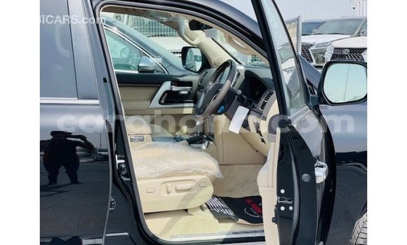 Buy Import Toyota Land Cruiser Black Car in Import - Dubai in Ashanti Buy Import Toyota Land Cruiser Black Car in Import - Dubai in Ashanti