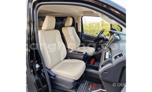 Ra Imported Toyota Granvia Black Ọkọ̀ in Import - Dubai ni Ashanti Ra Imported Toyota Granvia Black Ọkọ̀ in Import - Dubai ni Ashanti
