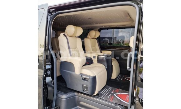 Ra Imported Toyota Granvia Black Ọkọ̀ in Import - Dubai ni Ashanti Ra Imported Toyota Granvia Black Ọkọ̀ in Import - Dubai ni Ashanti