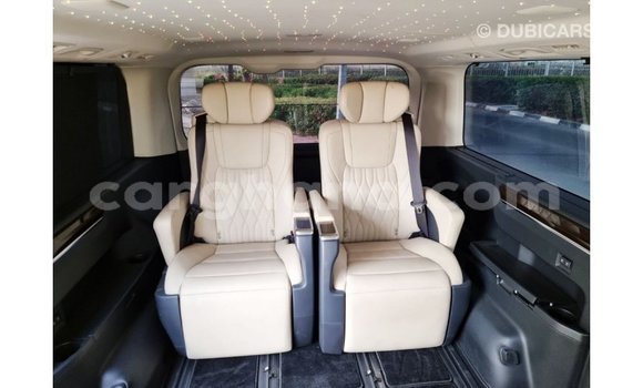 Ra Imported Toyota Granvia Black Ọkọ̀ in Import - Dubai ni Ashanti Ra Imported Toyota Granvia Black Ọkọ̀ in Import - Dubai ni Ashanti