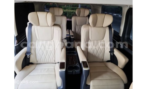 Ra Imported Toyota Granvia Black Ọkọ̀ in Import - Dubai ni Ashanti Ra Imported Toyota Granvia Black Ọkọ̀ in Import - Dubai ni Ashanti
