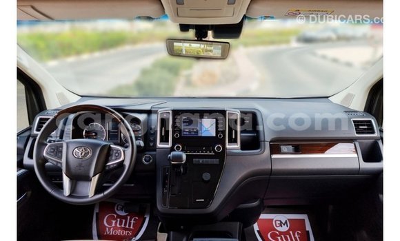 Ra Imported Toyota Granvia Black Ọkọ̀ in Import - Dubai ni Ashanti Ra Imported Toyota Granvia Black Ọkọ̀ in Import - Dubai ni Ashanti