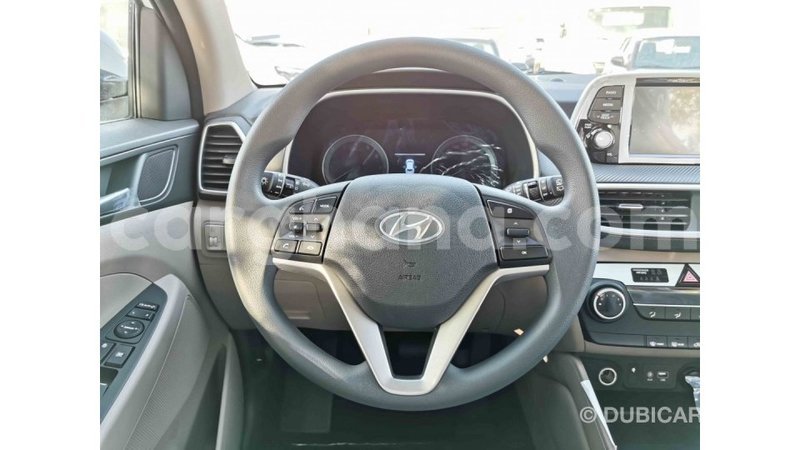 Big with watermark hyundai tucson ashanti import dubai 33004