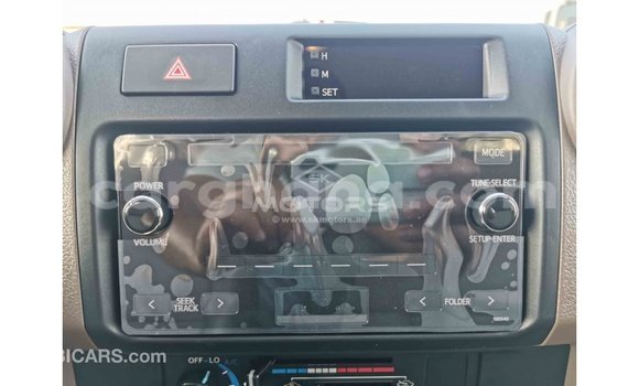 Buy Import Toyota Land Cruiser White Car in Import - Dubai in Ashanti Buy Import Toyota Land Cruiser White Car in Import - Dubai in Ashanti